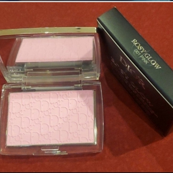 DIOR Rosy Glow 001 Pink/Subtle Pink blush. BNIB, ONE LEFT, PRICE IS FIRM! - Picture 2 of 4